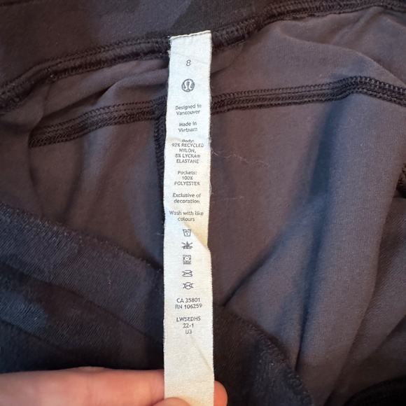 Lululemon Ready to Rulu High-Rise Jogger in Camo. - Picture 3 of 4